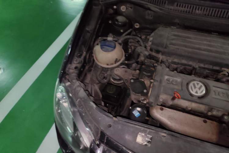 Used Volkswagen Polo 2009 Sporty 1.6L Automatic Model Engine Bay Right