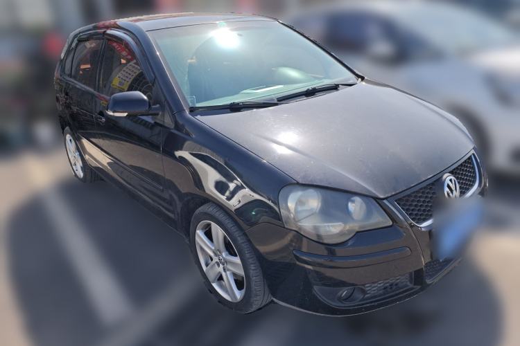 Used Volkswagen Polo 2009 Sporty 1.6L Manual Model Front Right 45 Deg