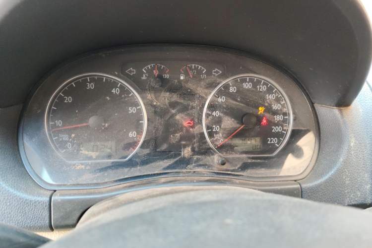 Used Volkswagen Polo 2009 Jingqu 1.4L Manual Elegant Edition Instrument Cluster