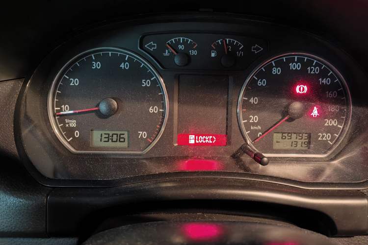 Used Volkswagen Polo 2009 Sporty 1.6L Automatic Model Instrument Cluster