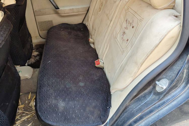 Used Volkswagen Polo 2009 Jingqu 1.4L Manual Elegant Edition Left Rear Seat
