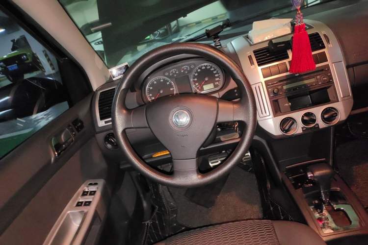 Used Volkswagen Polo 2009 Sporty 1.6L Automatic Model Steering Wheel