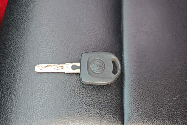 Used Volkswagen Polo 2009 Sporty 1.6L Manual Model Vehicle Key