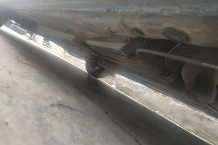 Used Volkswagen Polo 2009 Jingqing 1.4L Manual Shushang Edition Chassis Rear Left