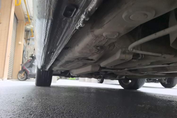 Used Volkswagen Polo 2009 Jingqing 1.6L Automatic Fashion Edition Chassis Rear Left