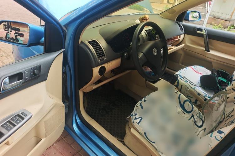Used Volkswagen Polo 2009 Jingqing 1.4L Manual Shushang Edition Driver Seat