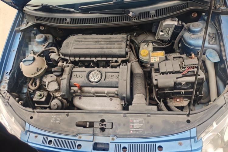 Used Volkswagen Polo 2009 Kica 1.6L Manual Fashion Edition Engine Bay