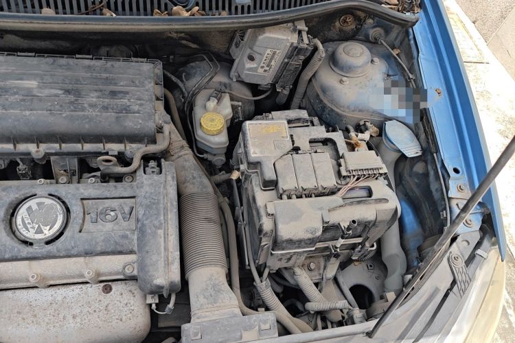 Used Volkswagen Polo 2009 Jingqing 1.4L Automatic Shushang Edition Engine Bay Left