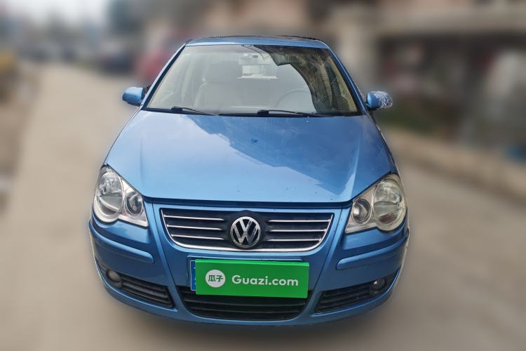 Used Volkswagen Polo 2009 Kica 1.6L Manual Fashion Edition Front