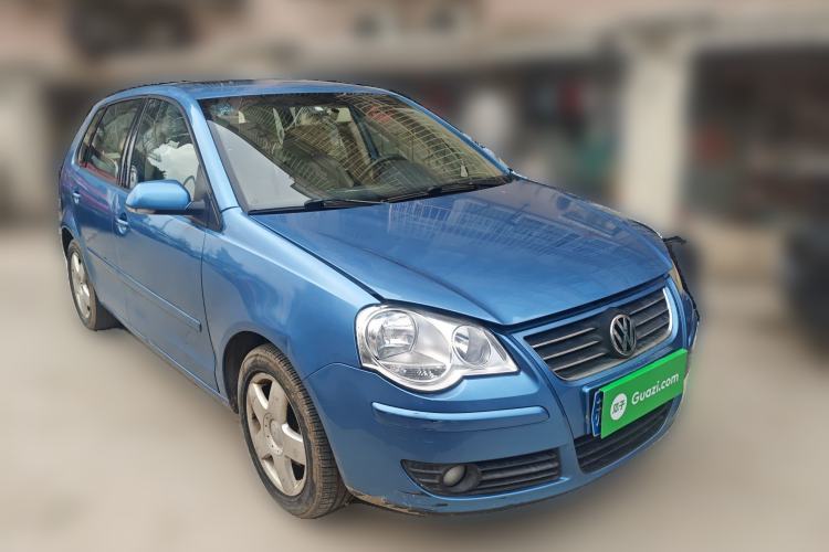 Used Volkswagen Polo 2009 Kica 1.6L Manual Fashion Edition Front Right 45 Deg