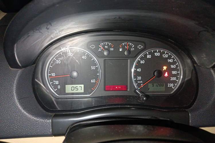 Used Volkswagen Polo 2009 Jingqu 1.4L Automatic Elegant Edition Instrument Cluster