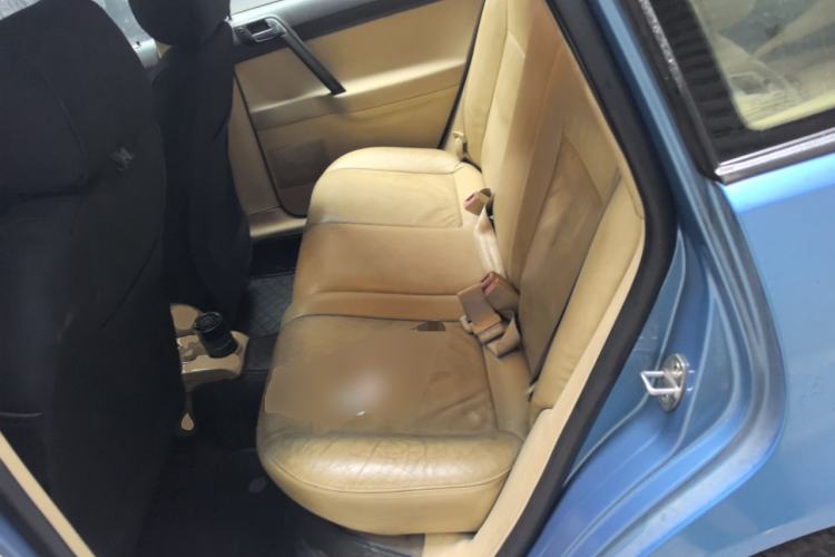 Used Volkswagen Polo 2009 Jingqing 1.6L Automatic Fashion Edition Left Rear Seat