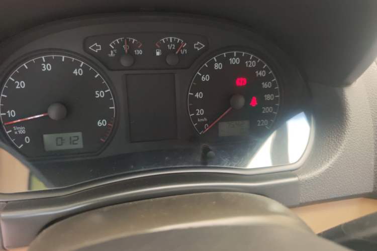 Used Volkswagen Polo 2009 Jingqing 1.4L Manual Shushang Edition Odometer Close Up