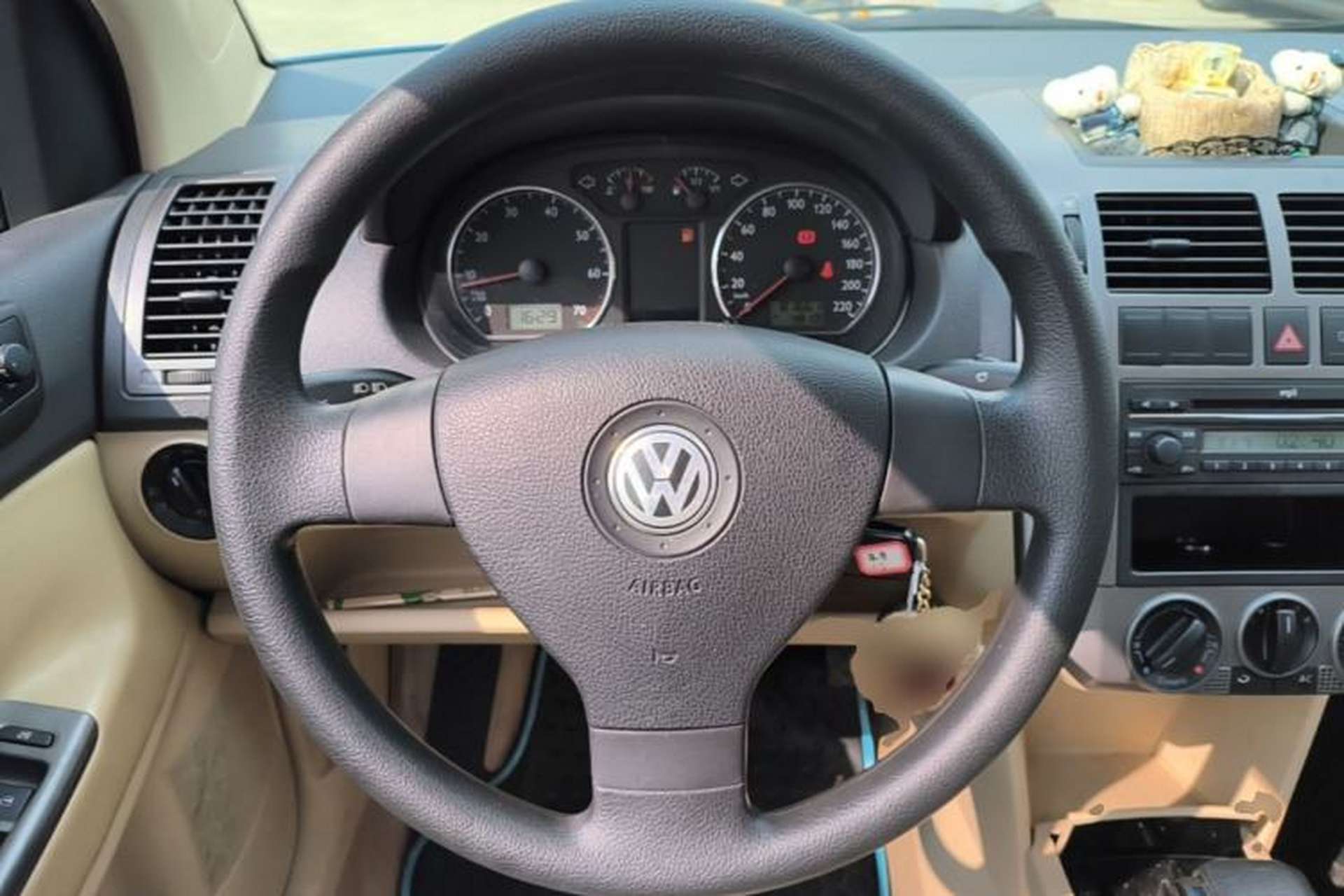 Used Volkswagen Polo 2009 Jingqu 1.6L Automatic Elegant Edition Steering Wheel