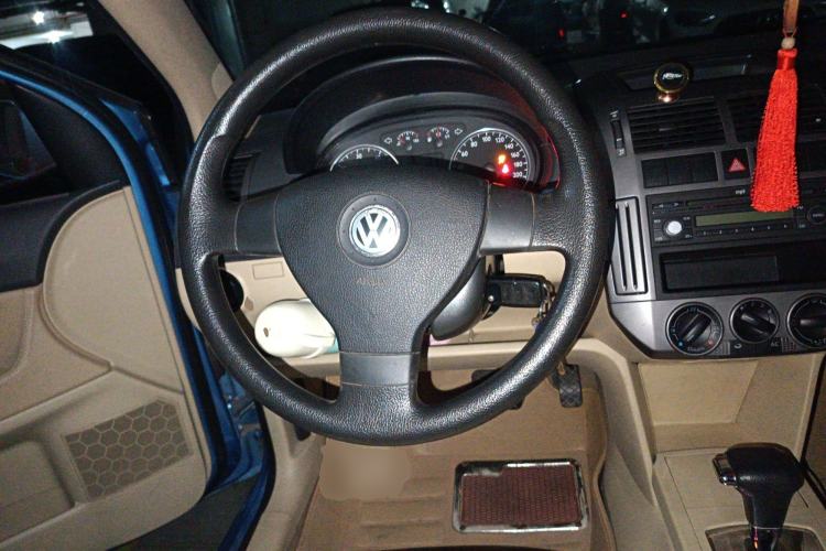 Used Volkswagen Polo 2009 Jingqu 1.4L Automatic Elegant Edition Steering Wheel