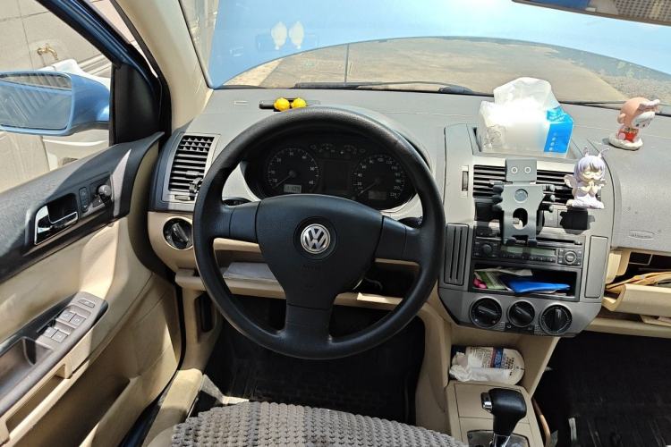 Used Volkswagen Polo 2009 Jingqing 1.4L Automatic Shushang Edition Steering Wheel