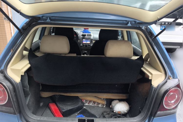 Used Volkswagen Polo 2009 Jingqing 1.6L Automatic Fashion Edition Trunk