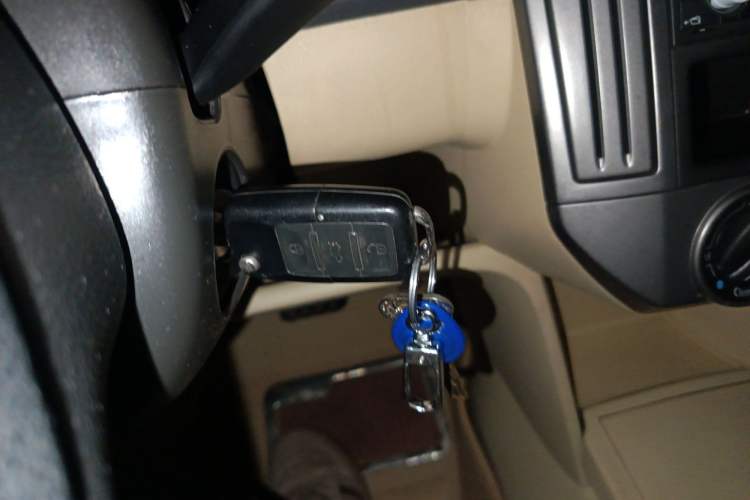 Used Volkswagen Polo 2009 Jingqu 1.4L Automatic Elegant Edition Vehicle Key