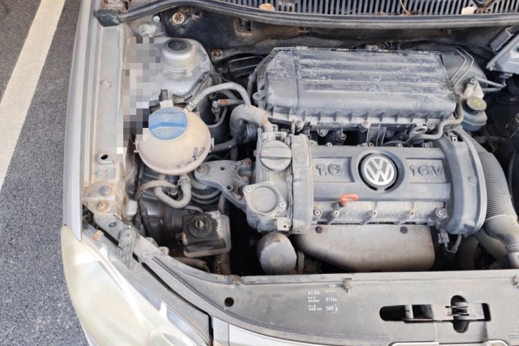 Used Volkswagen Polo 2009 Jingqu 1.6L Manual Elegant Edition Engine Bay Right