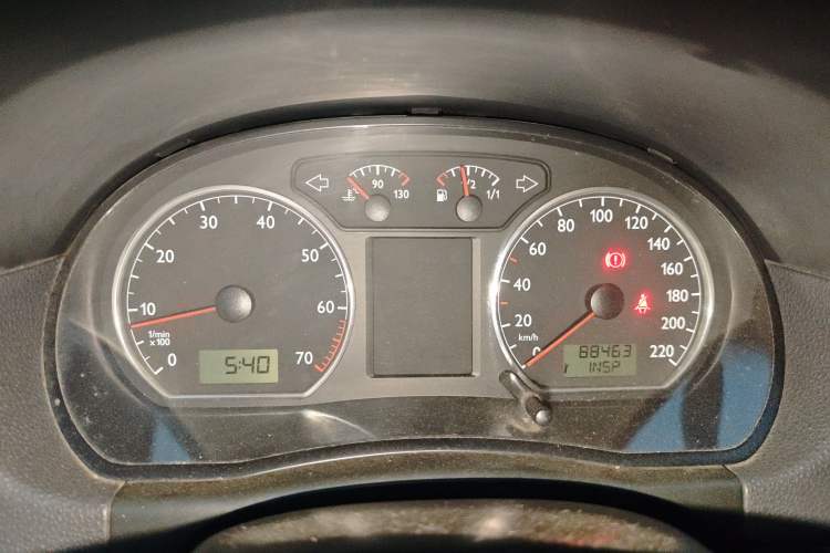 Used Volkswagen Polo 2009 Jingqu 1.6L Manual Elegant Edition Instrument Cluster