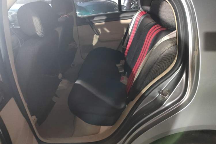 Used Volkswagen Polo 2009 Jingqu 1.6L Automatic Elegant Edition Left Rear Seat