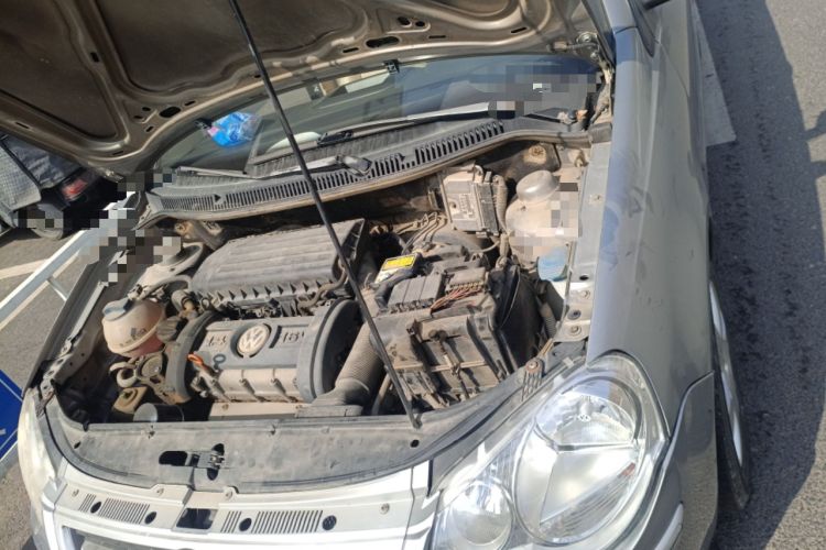 Used Volkswagen Polo 2009 Jingqu 1.4L Automatic Elegant Edition Engine Bay Left