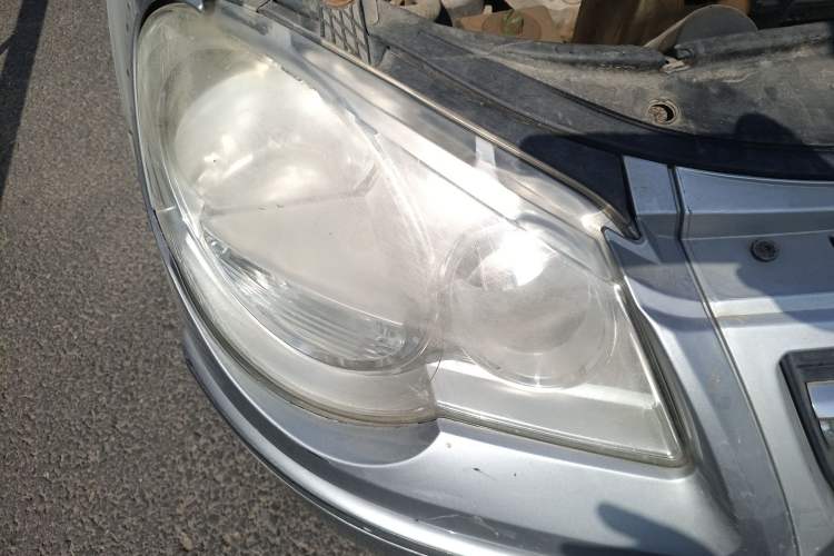 Used Volkswagen Polo 2009 Jingqu 1.4L Automatic Elegant Edition Right Front Headlight