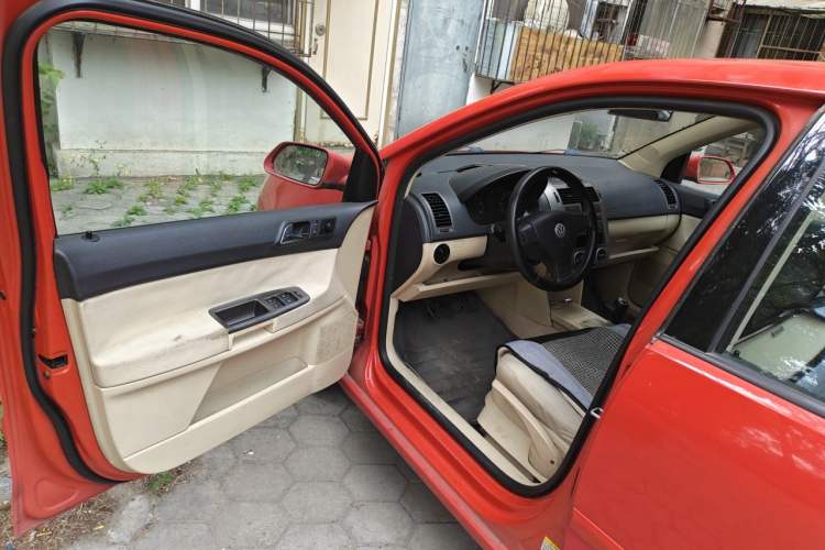Used Volkswagen Polo 2009 Jingqing 1.4L Manual Shushang Edition Driver Seat