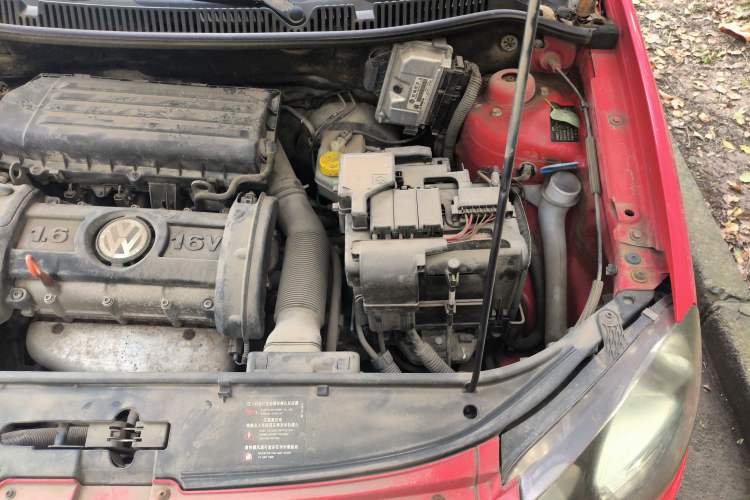 Used Volkswagen Polo 2009 Sporty 1.6L Automatic Model Engine Bay Left