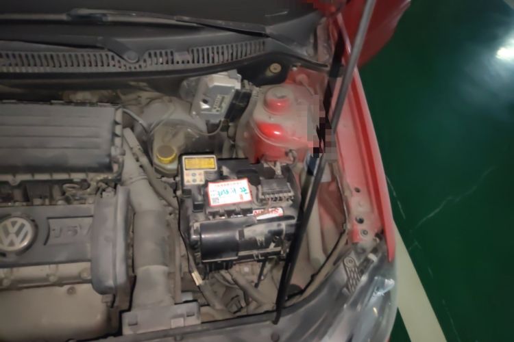 Used Volkswagen Polo 2009 Sporty 1.6L Automatic Model Engine Bay Left