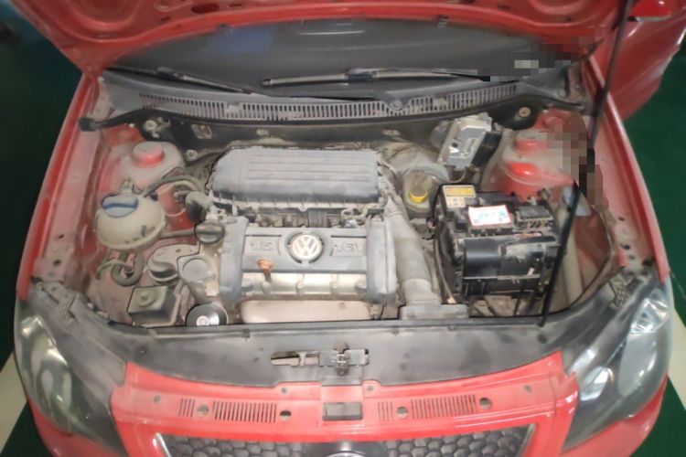 Used Volkswagen Polo 2009 Sporty 1.6L Automatic Model Engine Bay