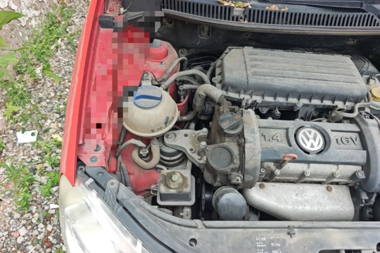 Used Volkswagen Polo 2009 Jingqing 1.4L Automatic Shushang Edition Engine Bay Right
