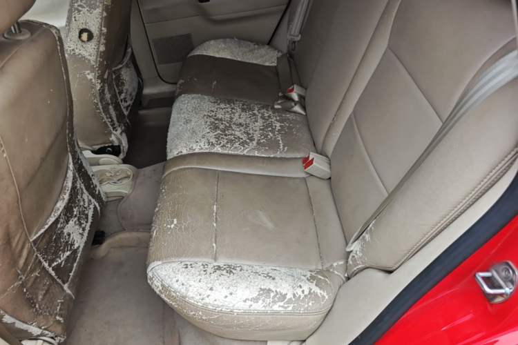 Used Volkswagen Polo 2009 Jingqing 1.4L Automatic Shushang Edition Left Rear Seat