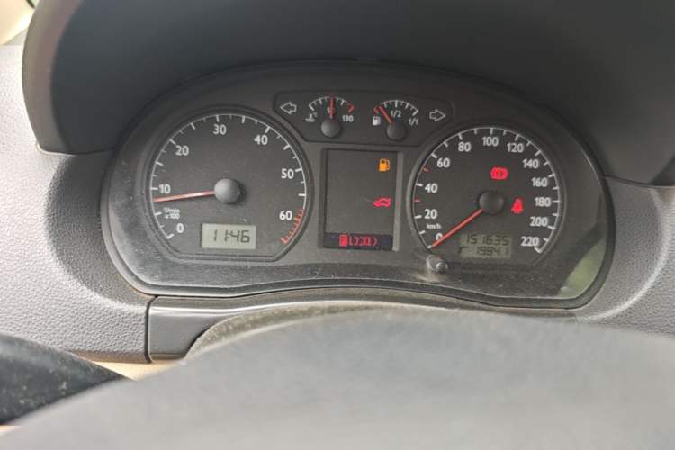 Used Volkswagen Polo 2009 Jingqing 1.4L Automatic Shushang Edition Odometer Close Up