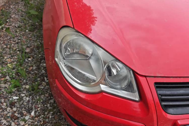 Used Volkswagen Polo 2009 Jingqing 1.4L Automatic Shushang Edition Right Front Headlight