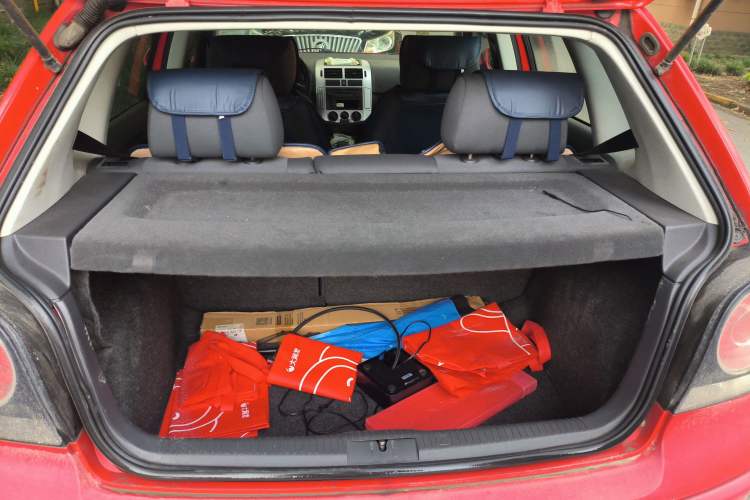 Used Volkswagen Polo 2009 Sporty 1.6L Automatic Model Trunk