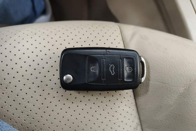 Used Volkswagen Polo 2009 Jingqing 1.6L Automatic Fashion Edition Vehicle Key