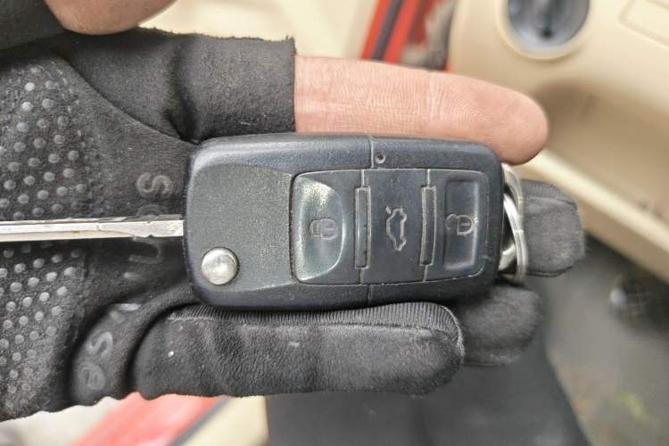 Used Volkswagen Polo 2009 Jingqing 1.4L Manual Shushang Edition Vehicle Key