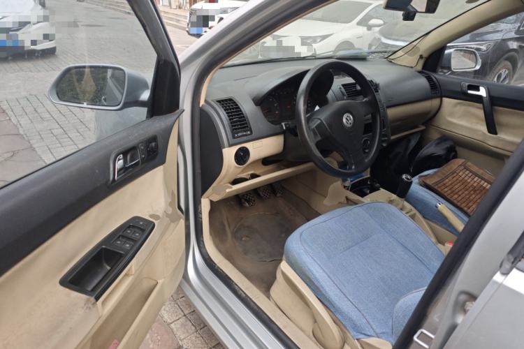 Used Volkswagen Polo 2009 Kica 1.4L Manual Fashion Edition Driver Seat
