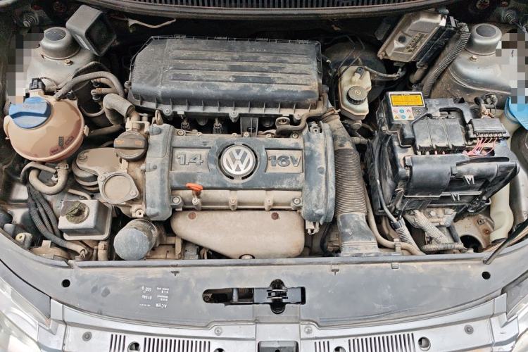 Used Volkswagen Polo 2009 Jingqu 1.4L Manual Elegant Edition Engine Bay