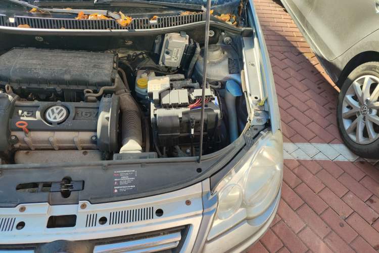 Used Volkswagen Polo 2009 Jingqu 1.6L Automatic Elegant Edition Engine Bay Left