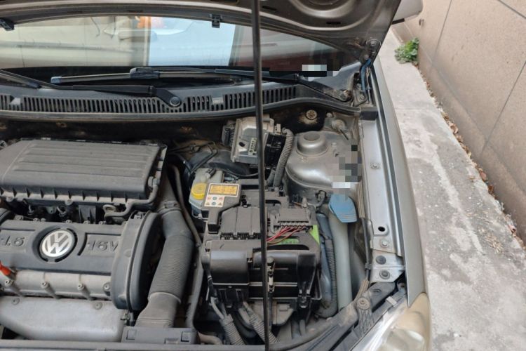 Used Volkswagen Polo 2009 Jingqu 1.6L Automatic Elegant Edition Engine Bay Left