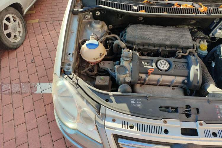 Used Volkswagen Polo 2009 Jingqu 1.6L Automatic Elegant Edition Engine Bay Right