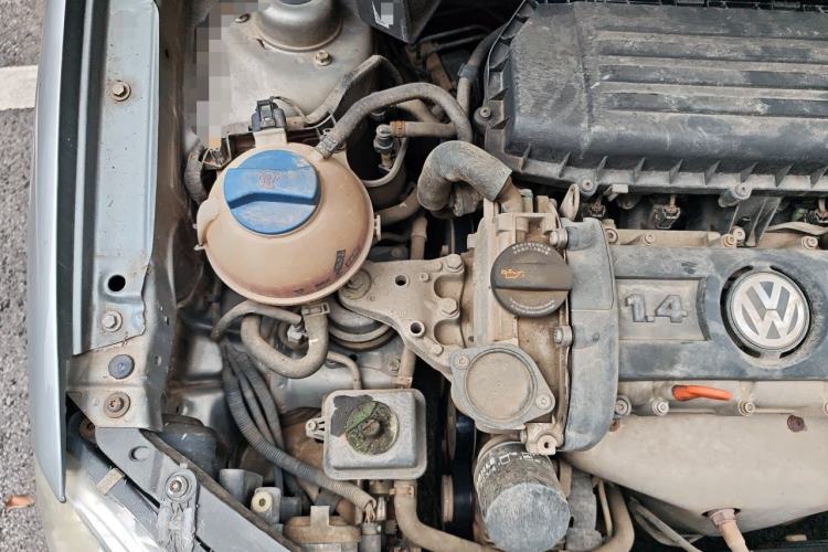 Used Volkswagen Polo 2009 Jingqu 1.4L Manual Elegant Edition Engine Bay Right