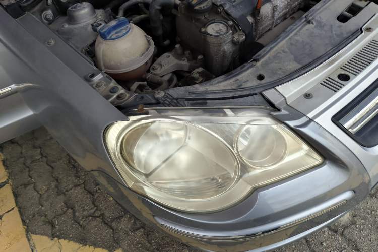 Used Volkswagen Polo 2009 Jingqu 1.4L Automatic Elegant Edition Engine Bay Right