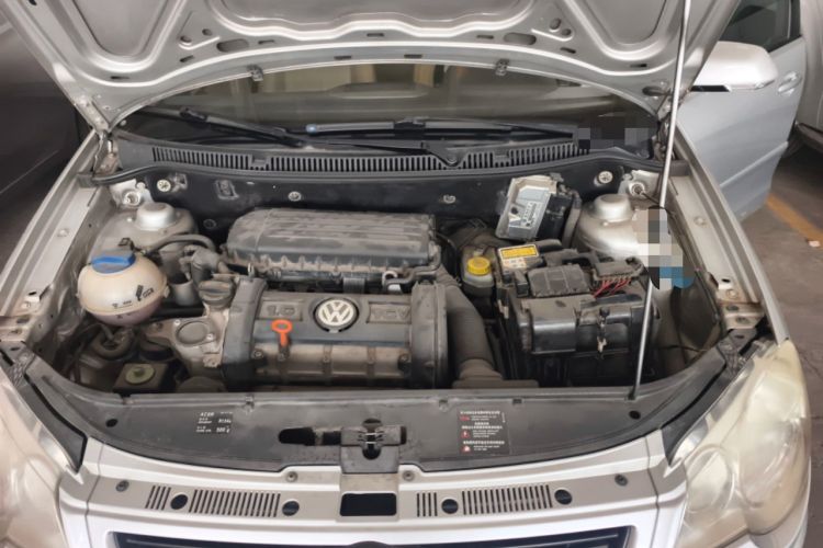 Used Volkswagen Polo 2009 Jingqing 1.6L Automatic Fashion Edition Engine Bay