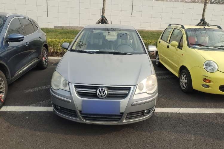 Used Volkswagen Polo 2009 Jingqu 1.6L Manual Elegant Edition Front