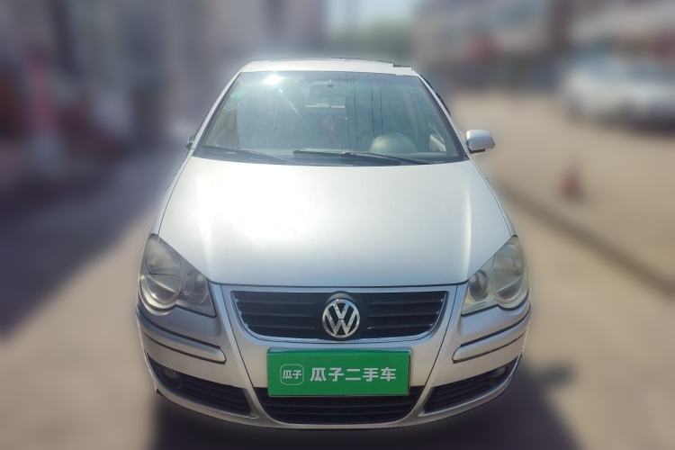 Used Volkswagen Polo 2009 Kica 1.6L Manual Fashion Edition Front