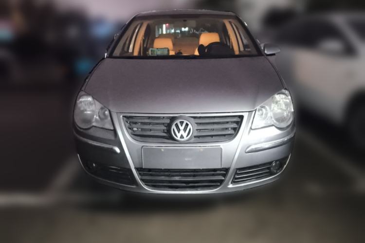 Used Volkswagen Polo 2009 Jingqu 1.4L Manual - Elegant Edition Front