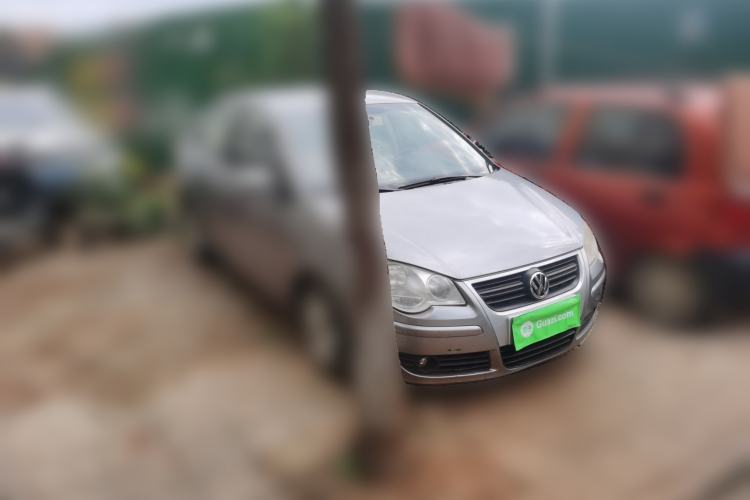 Used Volkswagen Polo 2009 Jingqu 1.4L Manual - Elegant Edition Front Right 45 Deg